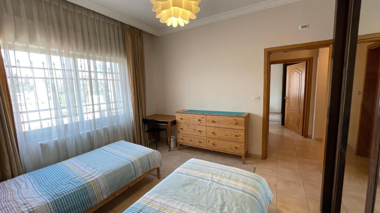Abdoun Apartment Amman Esterno foto